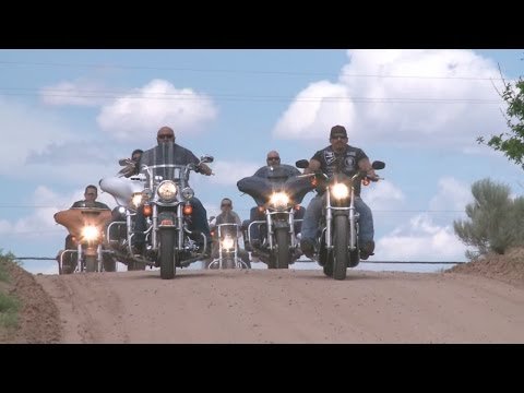 Bikers come to 5-year-old bullied girl's rescue Bikers come to 5-year-old bullied girl's rescue